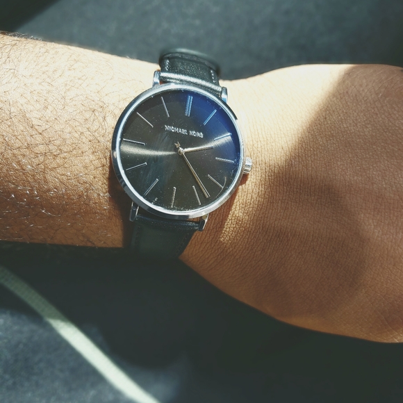 Michael Kors Men's Watch - Picture 3 of 3